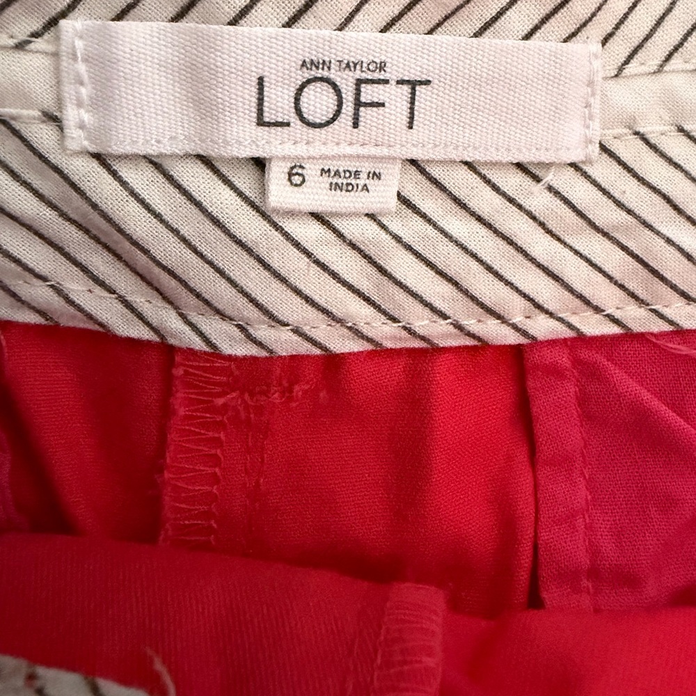 Loft shorts 5 1/2” inseam four pair size 6 EUC - Picture 10 of 10